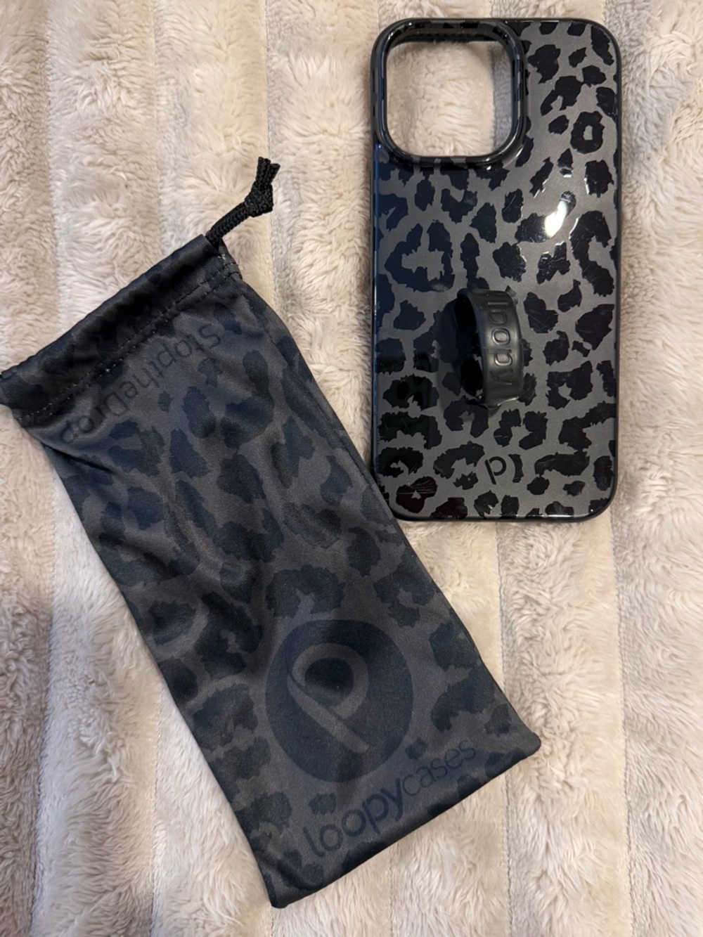 Loopy Cases Black Leopard 14 Pro Max iPhone Case w/ bag